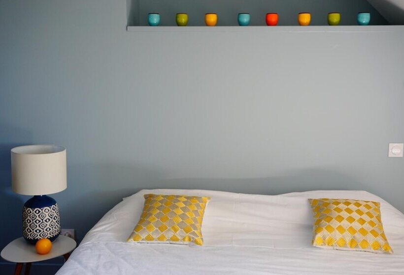 פנסיון Clos De Baupeillas