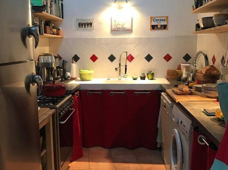 פנסיון Couleurs De Camargue