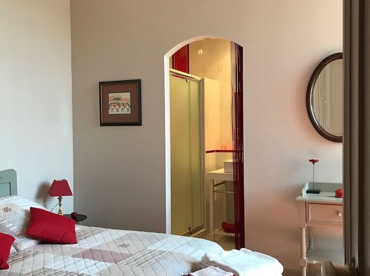 بنسيون Couleurs De Camargue