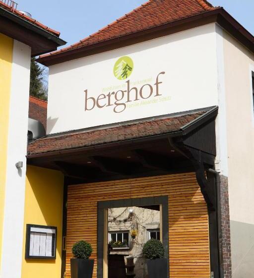 펜션 Gasthof Berghof