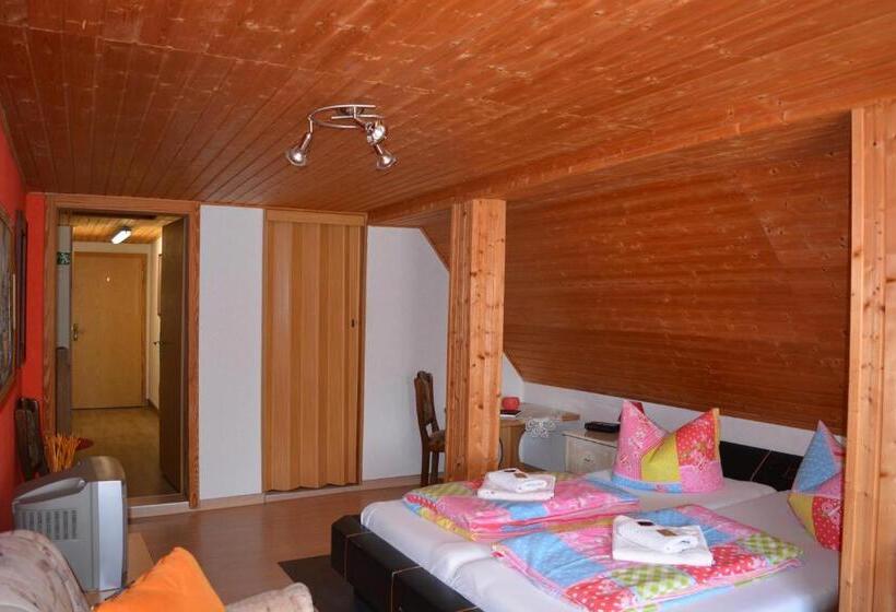 بنسيون Gaststätte Zum Fährmann