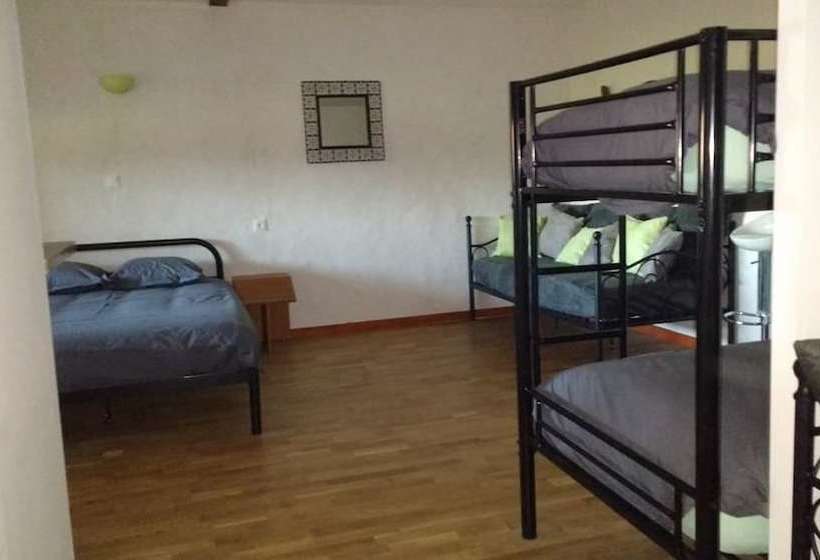 펜션 Hôtel Gîte De Pressins