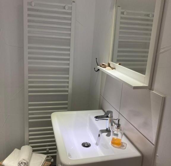 ペンション Guest House Dommitzsch