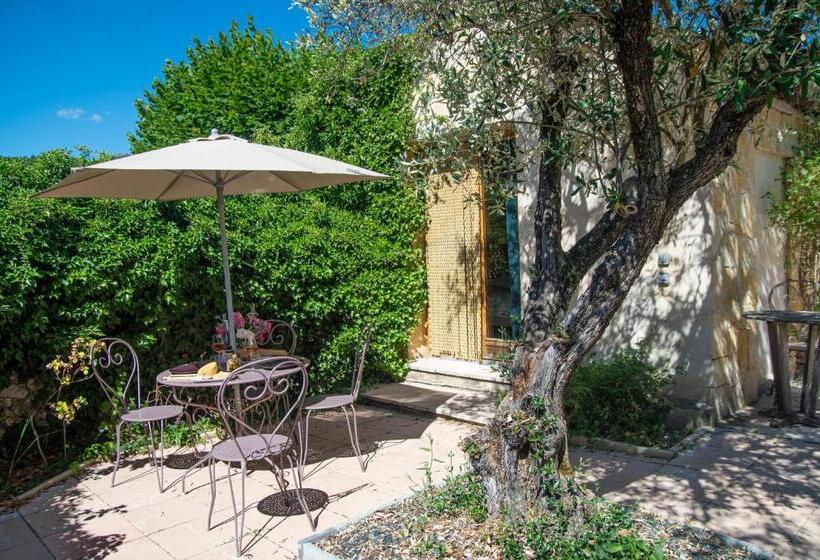بنسيون Hameau D Hôtes La Roseraie Drôme