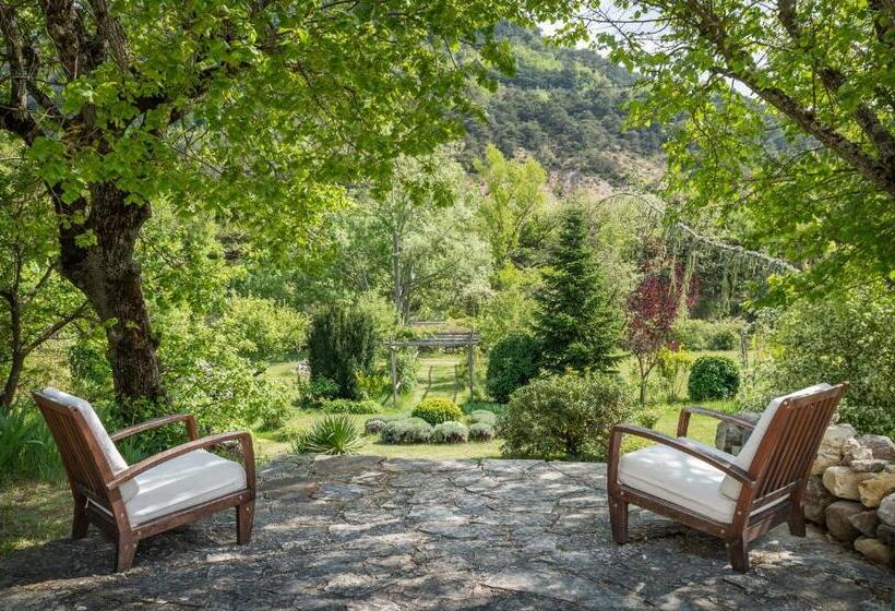 بنسيون Hameau D Hôtes La Roseraie Drôme