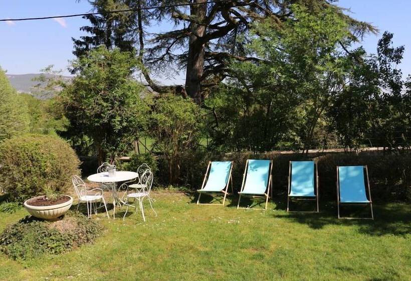 بنسيون L  échappée