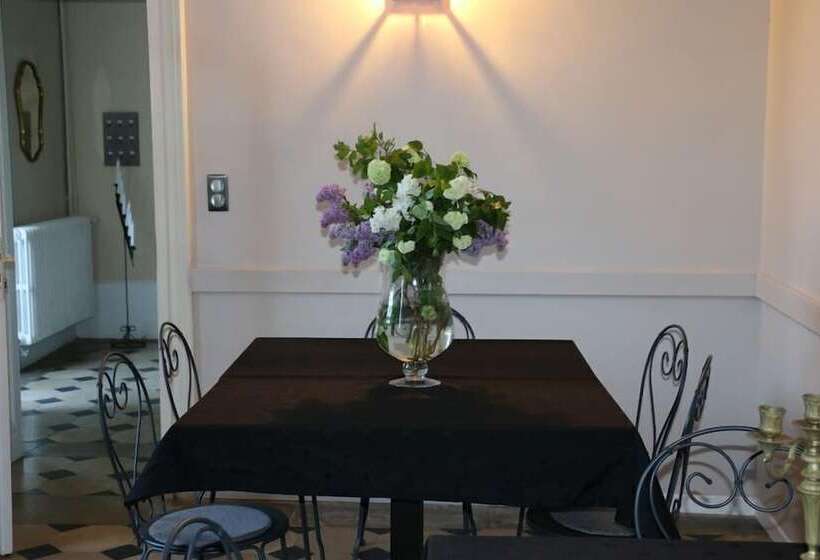 بنسيون L  échappée