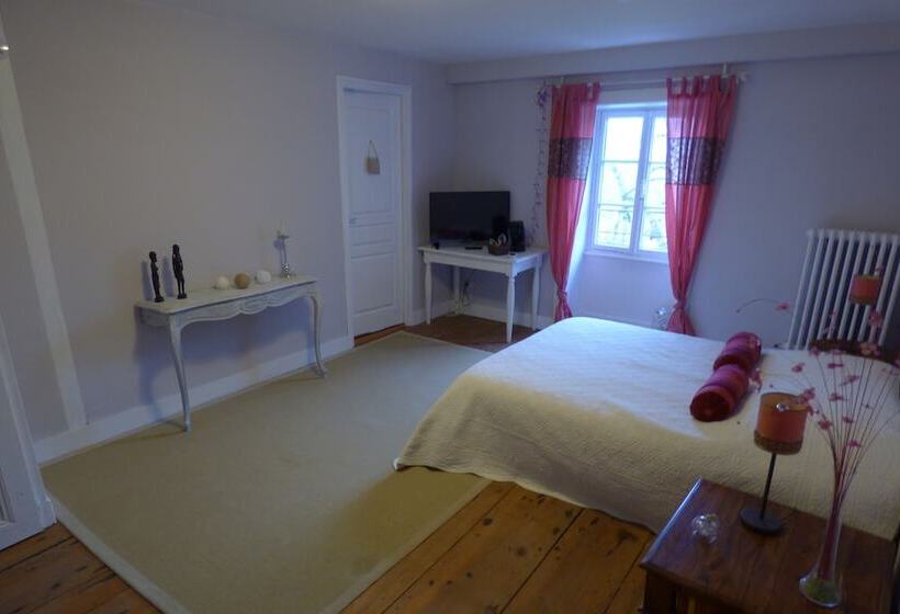 بنسيون L  échappée