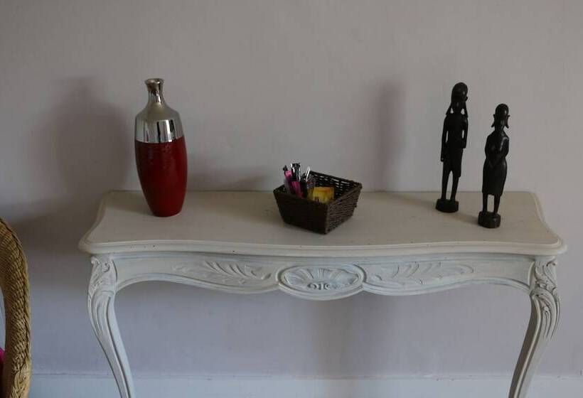 بنسيون L  échappée