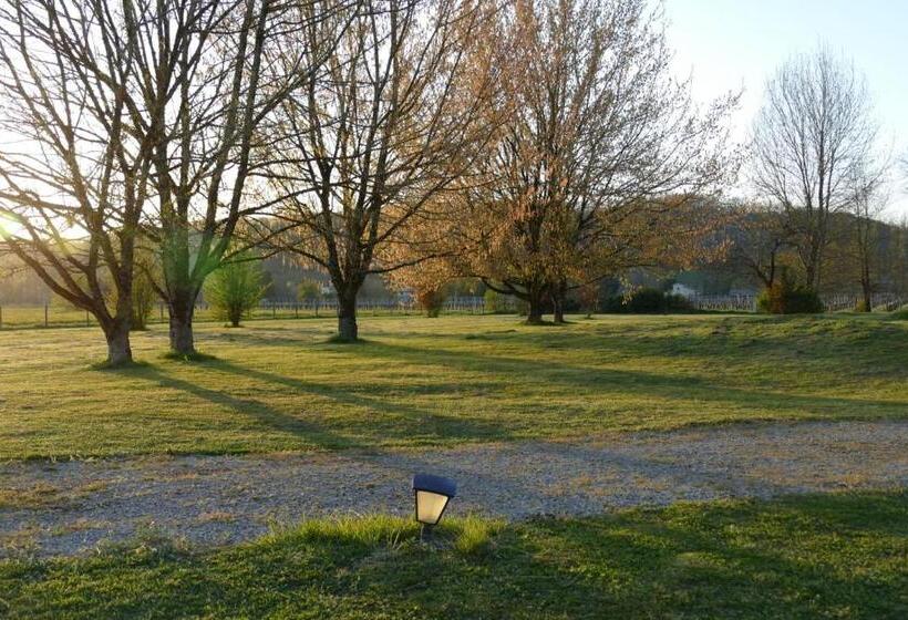 ペンション La Carreterie  Maison De Famille{s}