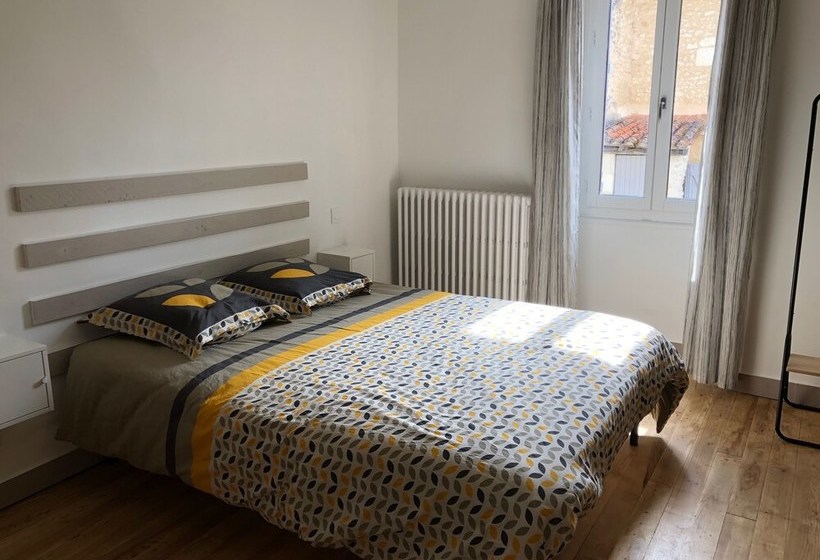 פנסיון La Chambre D Emilie