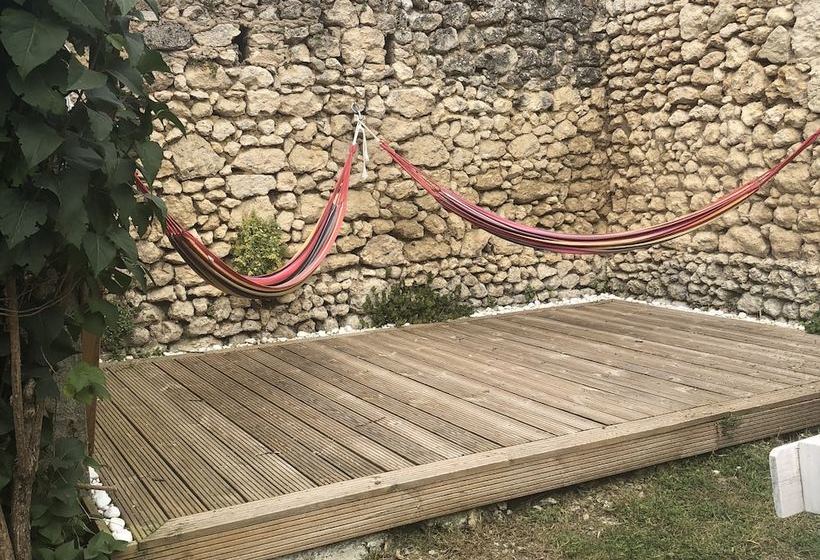 פנסיון La Chambre D Emilie