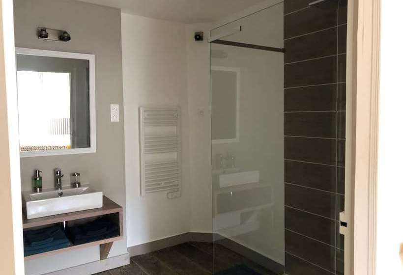 פנסיון La Chambre D Emilie