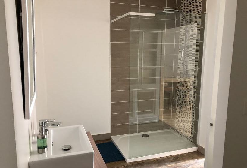 פנסיון La Chambre D Emilie