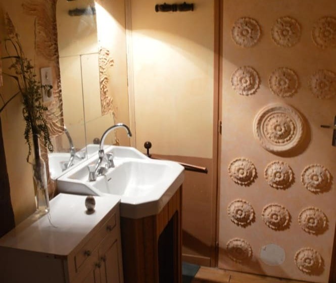 بنسيون Le Moulin Vieux