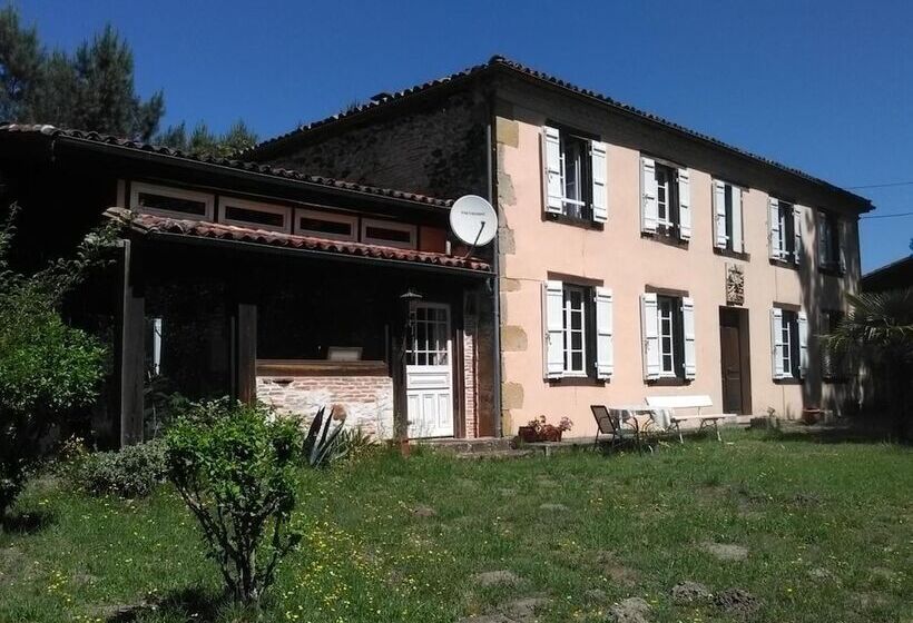 بنسيون Le Moulin Vieux