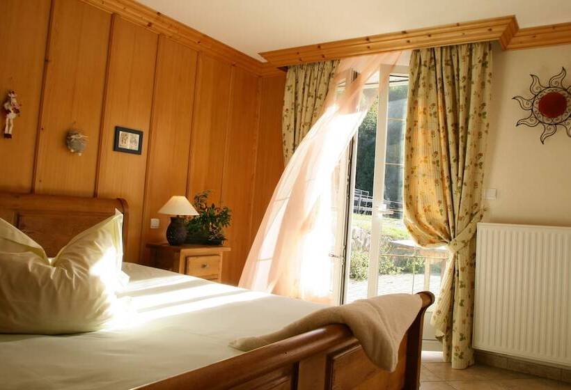 פנסיון Les Gites La Cerisaie