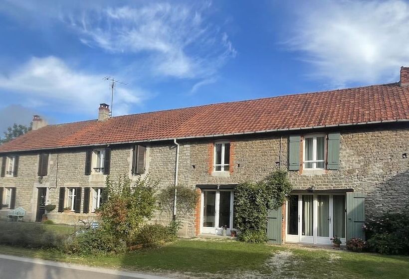 פנסיון Maison De L'etang