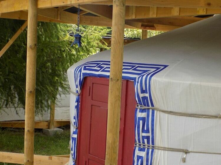 פנסיון Mandukhai