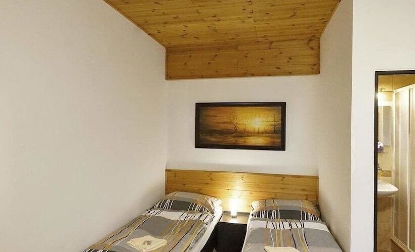 膳宿费 Penzion Family