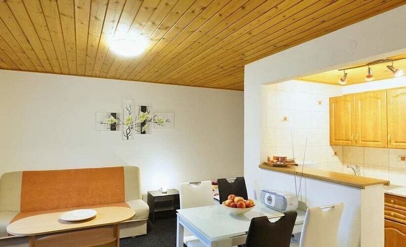 ペンション Penzion Family