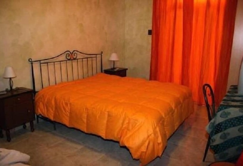 פנסיון Residence La Casa Di Vittorio