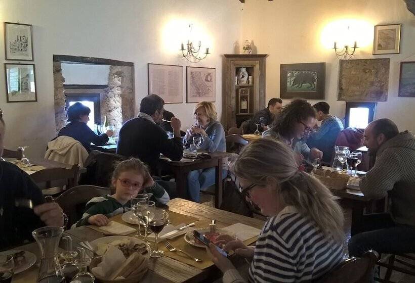 פנסיון Rifugio Della Rocca