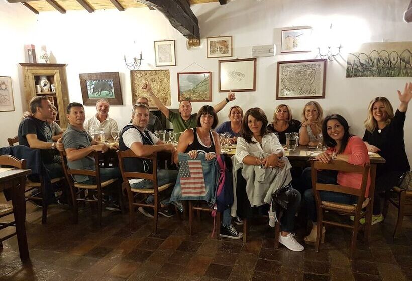 פנסיון Rifugio Della Rocca