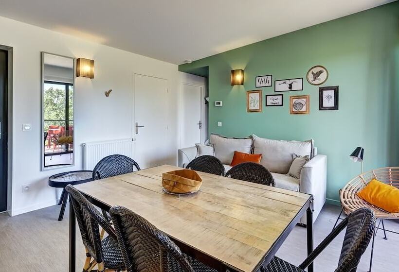 Курорт Vacancéole   Le Village Des Oiseaux