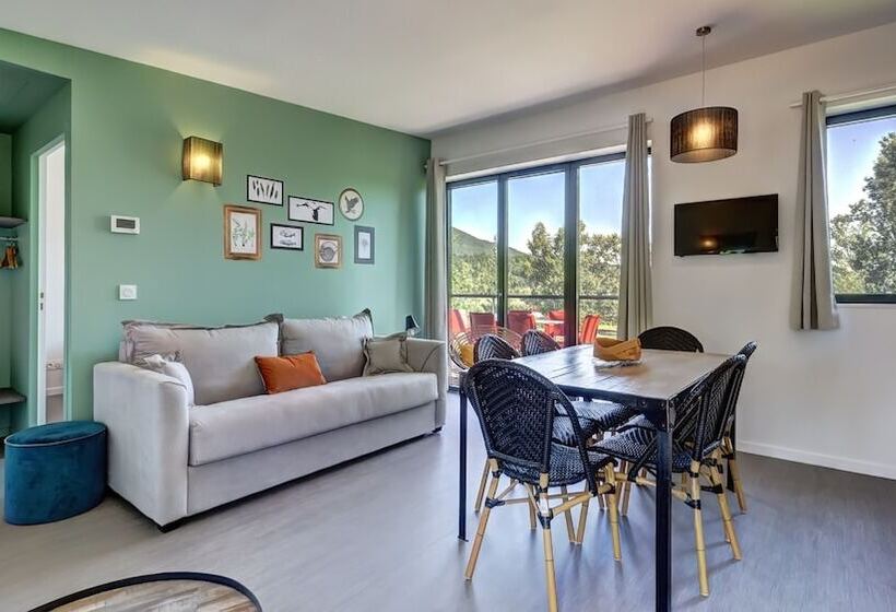 Курорт Vacancéole   Le Village Des Oiseaux