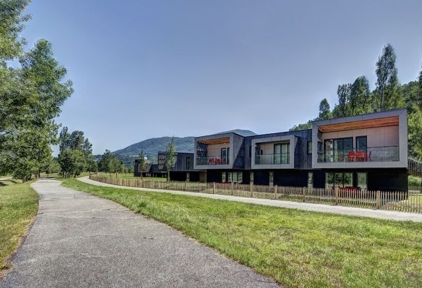 Курорт Vacancéole   Le Village Des Oiseaux