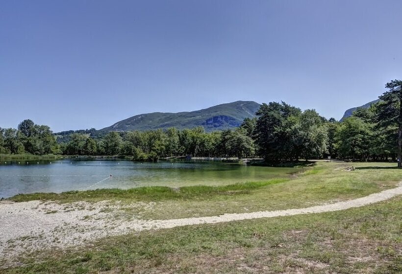 Курорт Vacancéole   Le Village Des Oiseaux