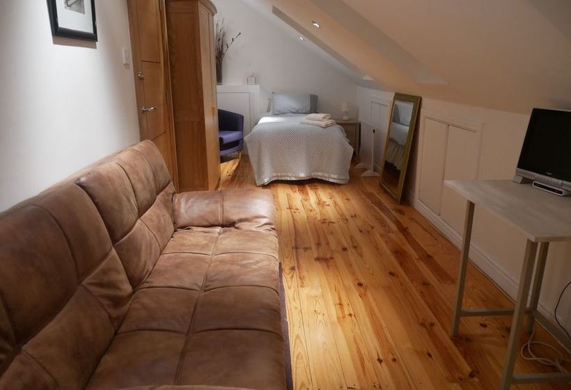 Taylors Bed And Breakfast