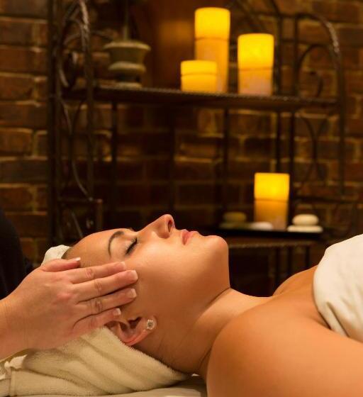 Carnegie Hotel & Spa