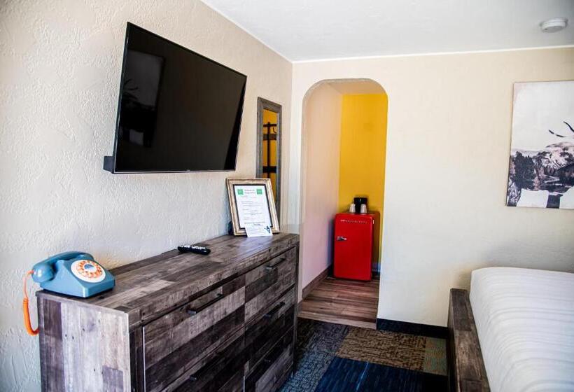 فندق American Classic Inn