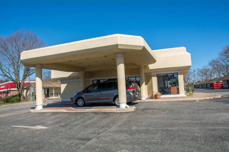 Отель Atlantic Inn and Suites - Wall Township