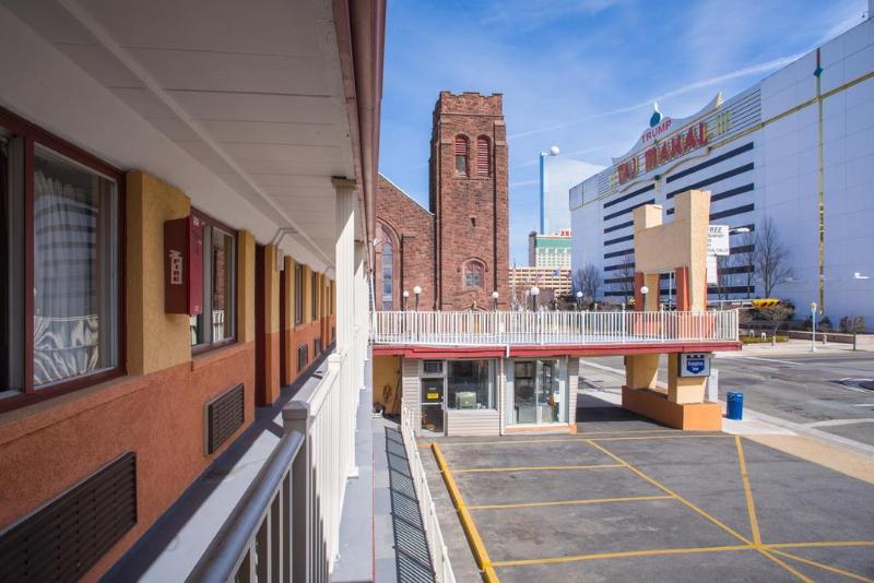 酒店 Atlantic Motor Inn Near Boardwalk