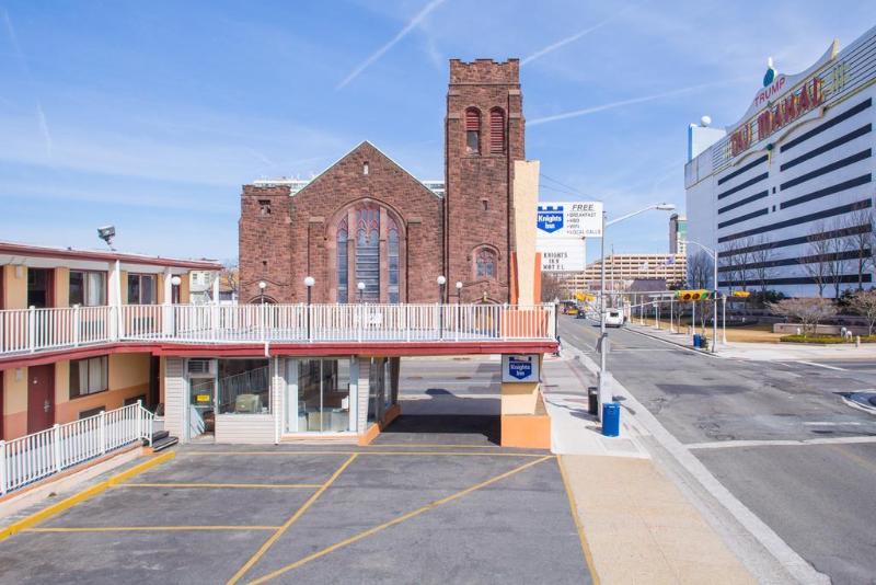 酒店 Atlantic Motor Inn Near Boardwalk