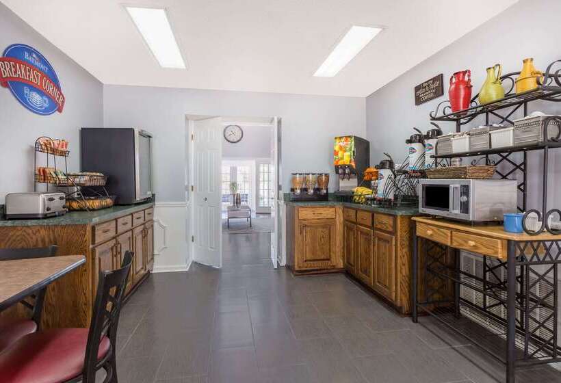 فندق Baymont By Wyndham Albany At Albany Mall