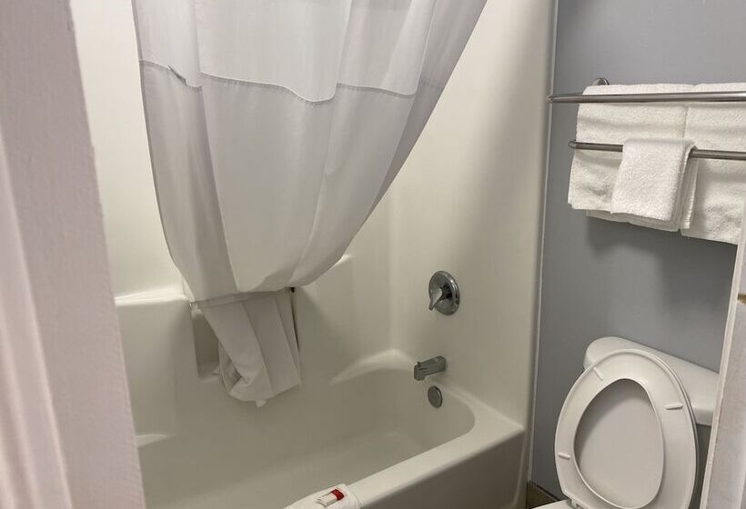 فندق Baymont By Wyndham Albany At Albany Mall