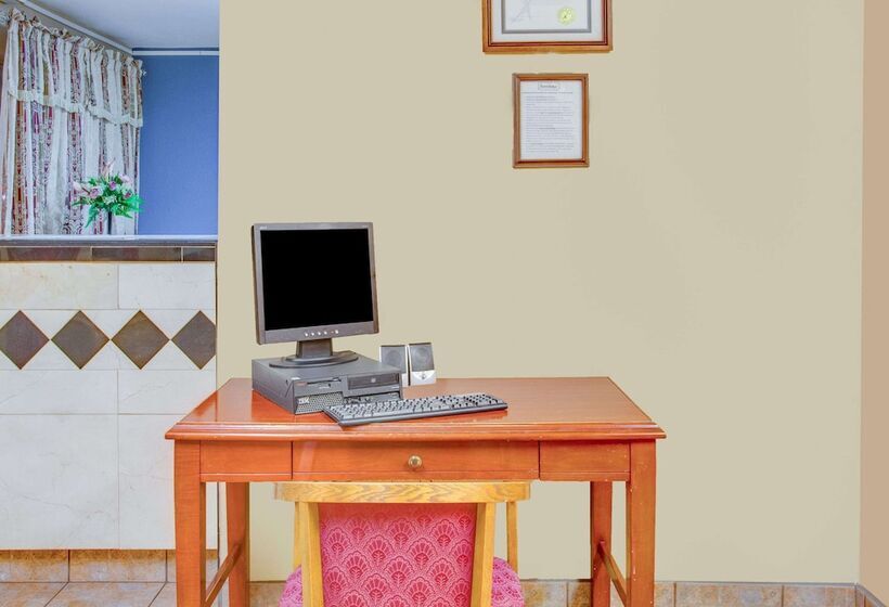 فندق Baymont By Wyndham Coalinga