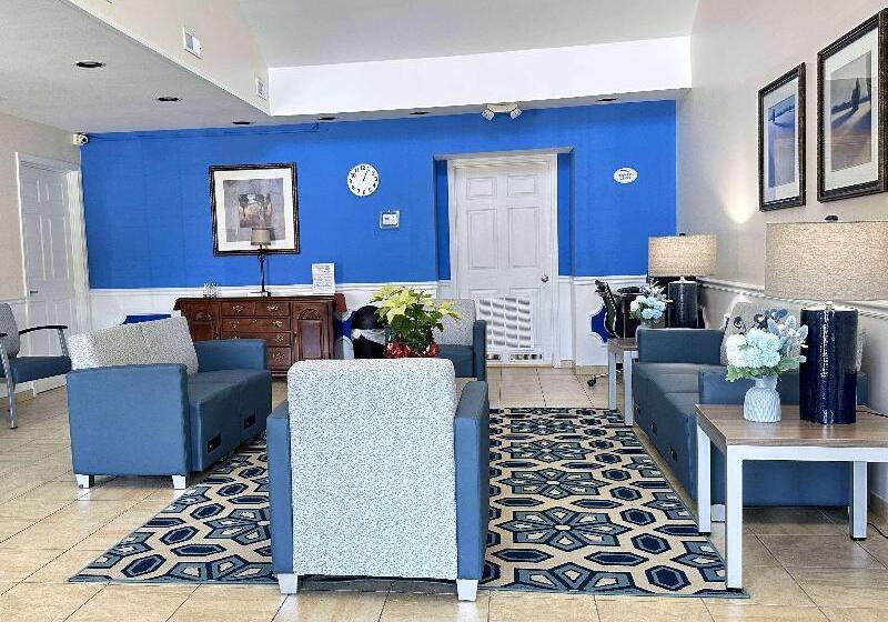 فندق Baymont By Wyndham Greenwood