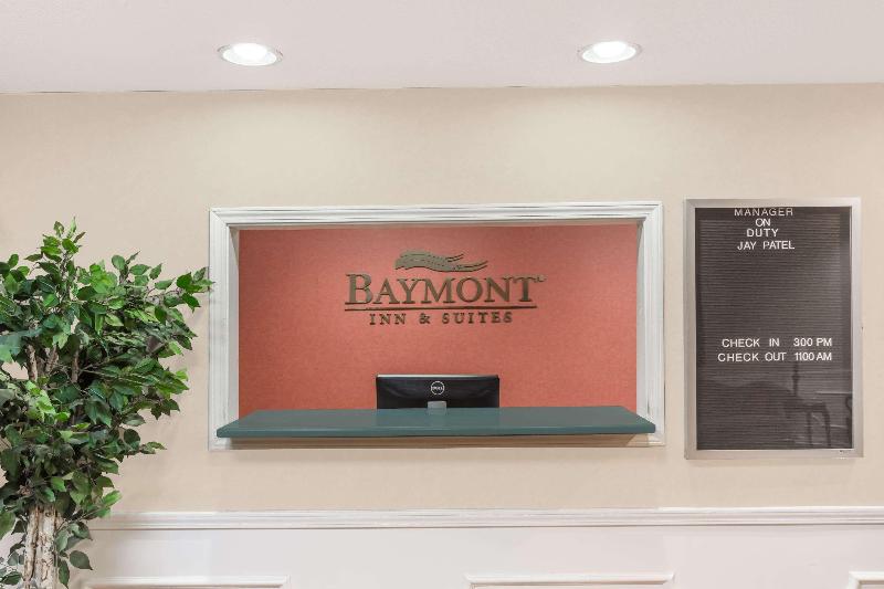 فندق Baymont Inn & Suites By Wyndham Grenada