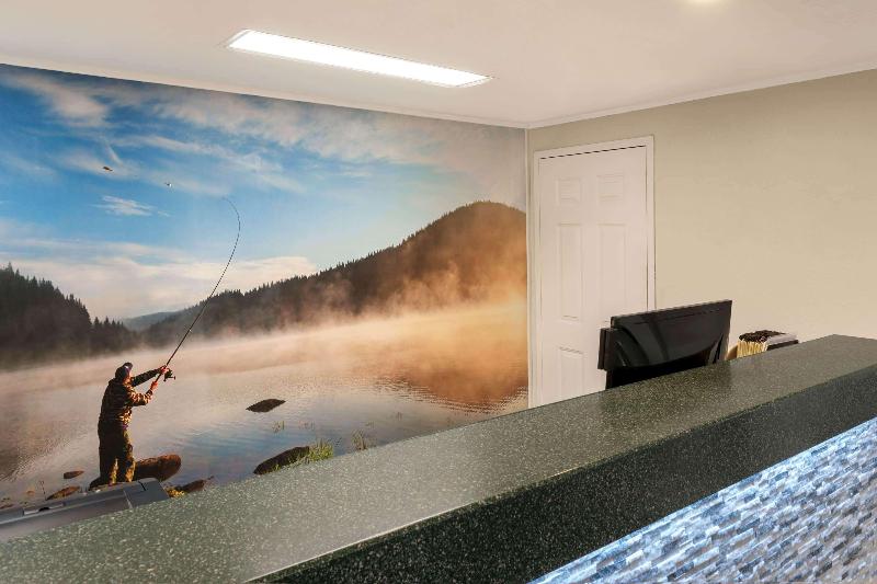 בית מלון כפרי Baymont By Wyndham Henderson Oxford