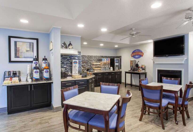 호텔 Baymont By Wyndham Jacksonville/butler Blvd