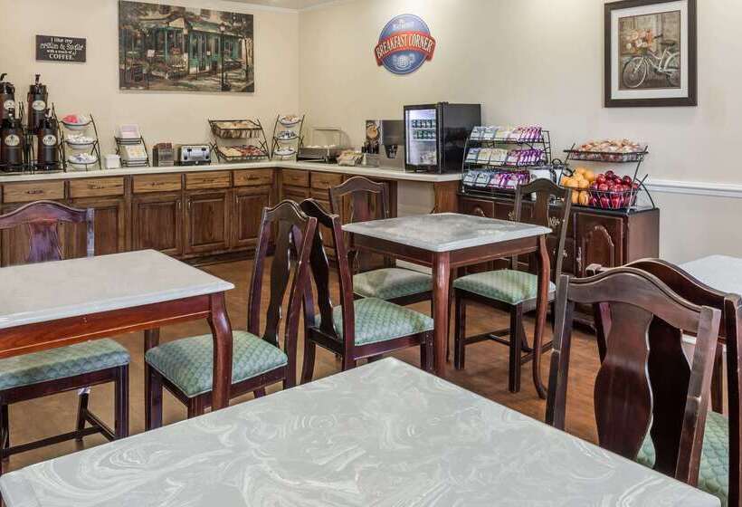 فندق Baymont By Wyndham Lakeland