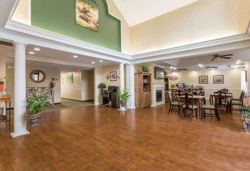 فندق Baymont By Wyndham Lakeland