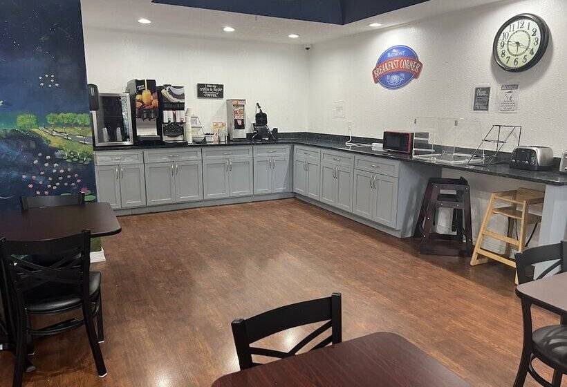 فندق Baymont By Wyndham Lakeland