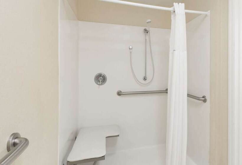 فندق Baymont By Wyndham Lakeland