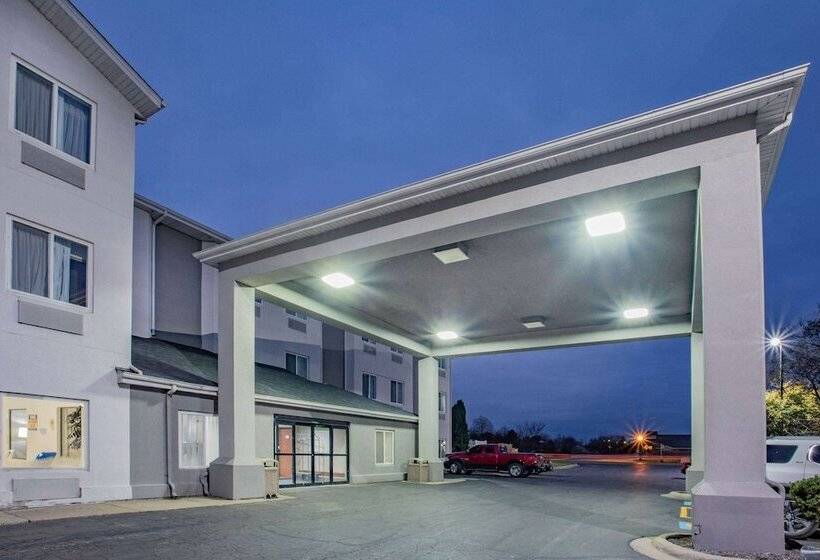 Отель Baymont By Wyndham Milan